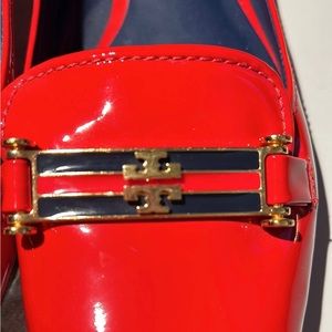 Red Tory Burch Flats. Patent leather